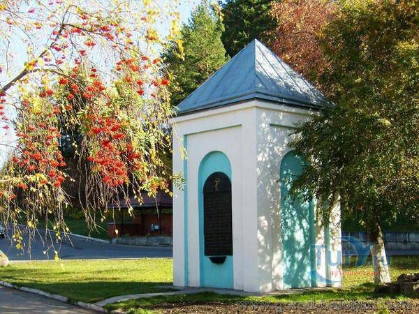 Источник Змеиный колодец