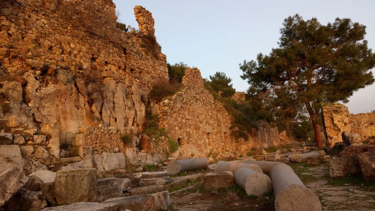 Античный город Сиедра