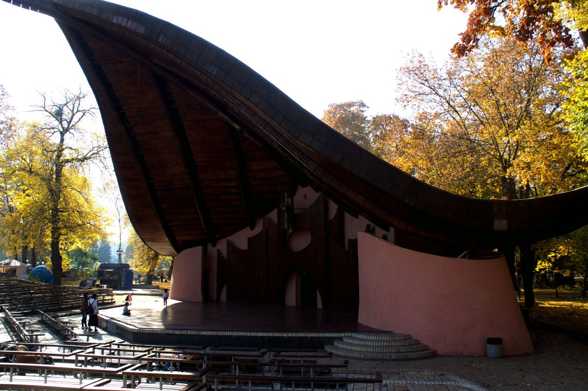 Летняя сцена «Ракушка»