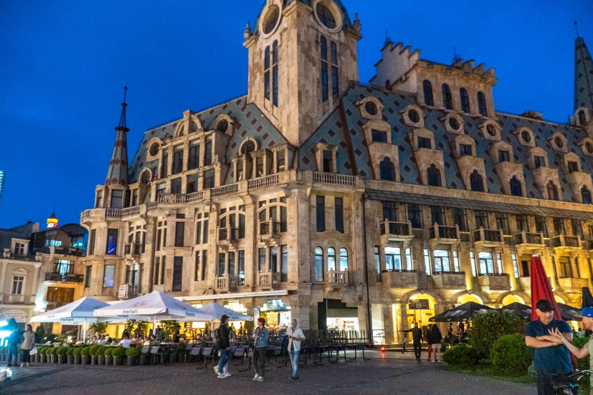 Здание почты Батуми