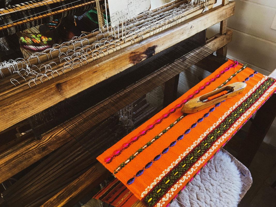 Магазин Muhu Käsitöö на причале порта Куйвасту