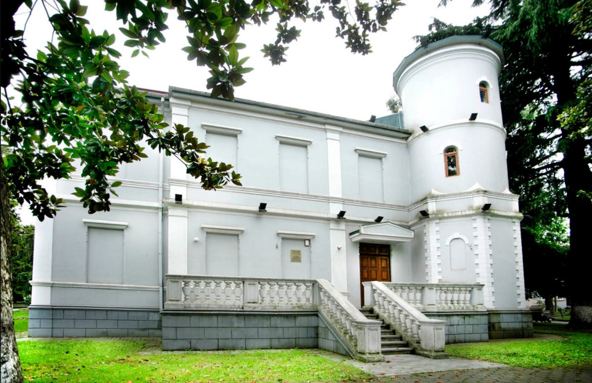 Батумский Технологический музей братьев Нобель