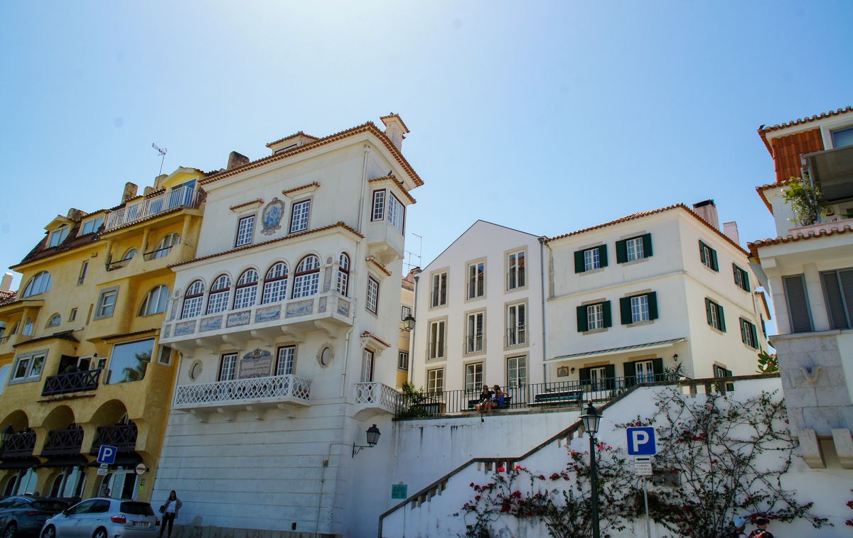 Историческое здание на R. Maj. Augusto Escrivanis 6