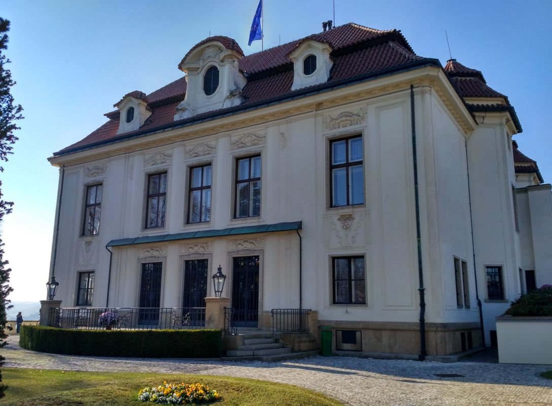 Крамаржова вилла