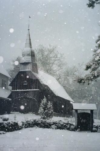 Церковь Святой Магдалены в Рухну