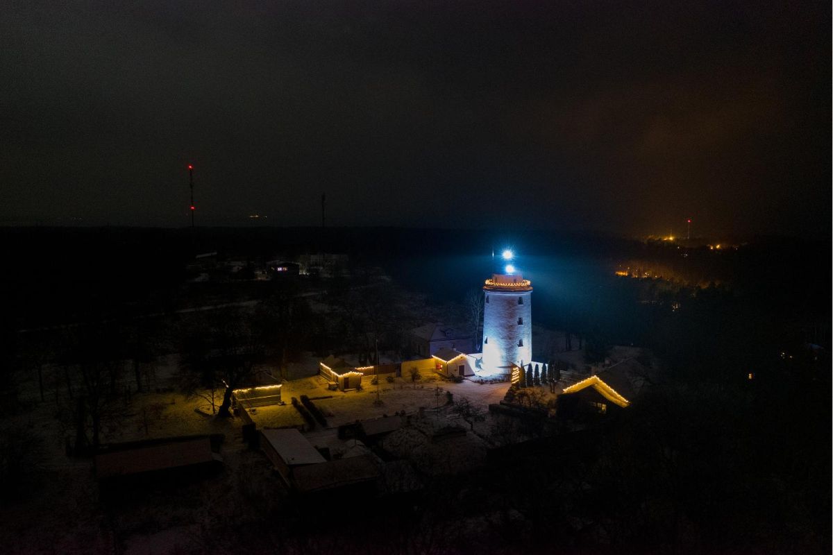 Верхний маяк Суурупи