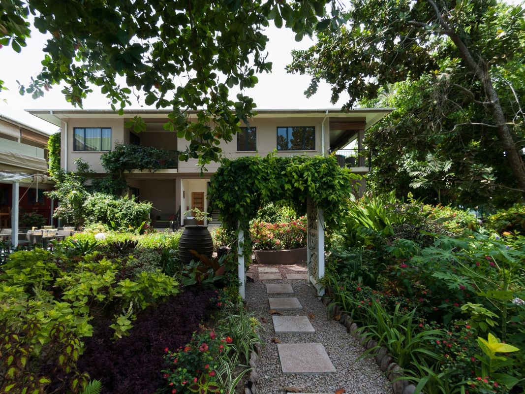 Le Repaire Italian Restaurant