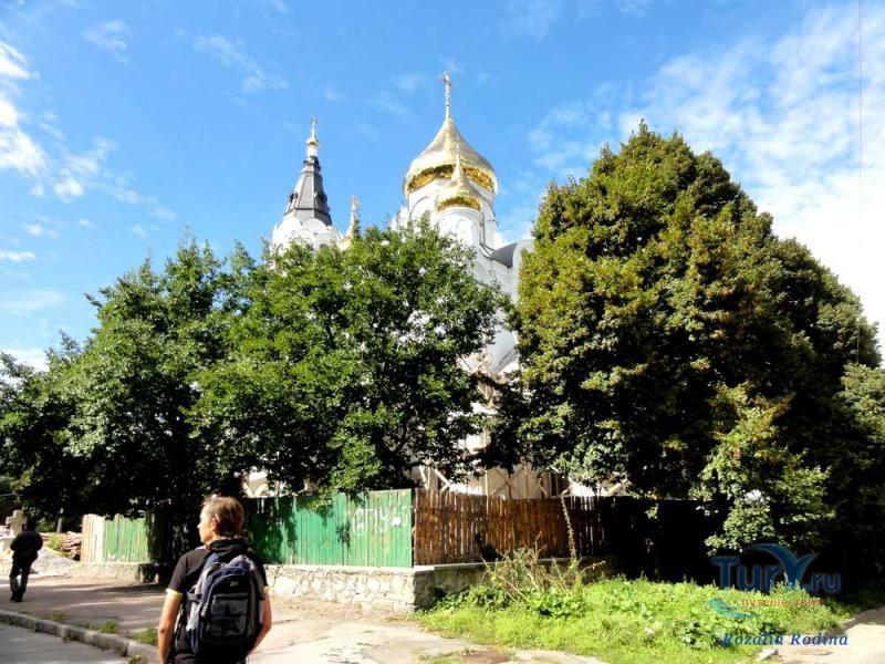 Кафедральная улица