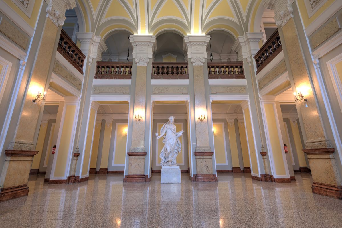 Стракова академия