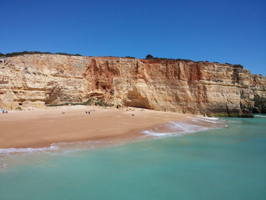 Пляж «Прайя-ди-Бенажил»