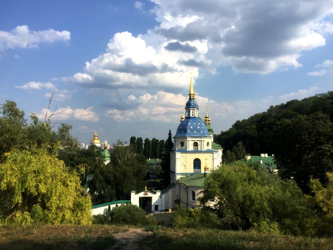 Выдубицкий монастырь