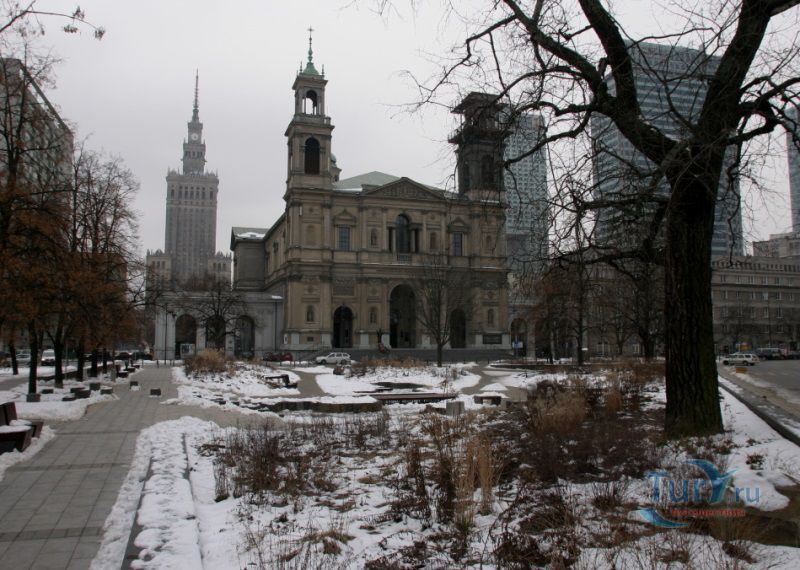 Костёл Всех Святых в Варшаве