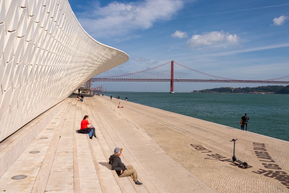 Музей искусства, архитектуры и технологии (MAAT)