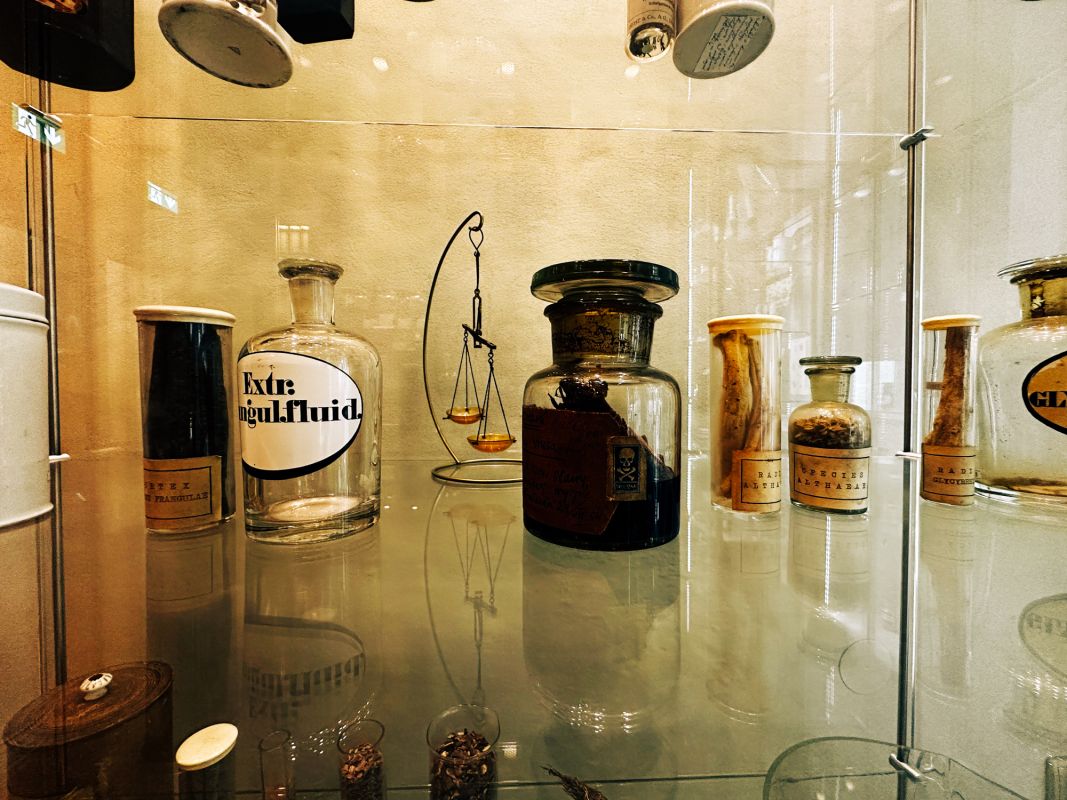 Аптекарский музей во Вроцлаве