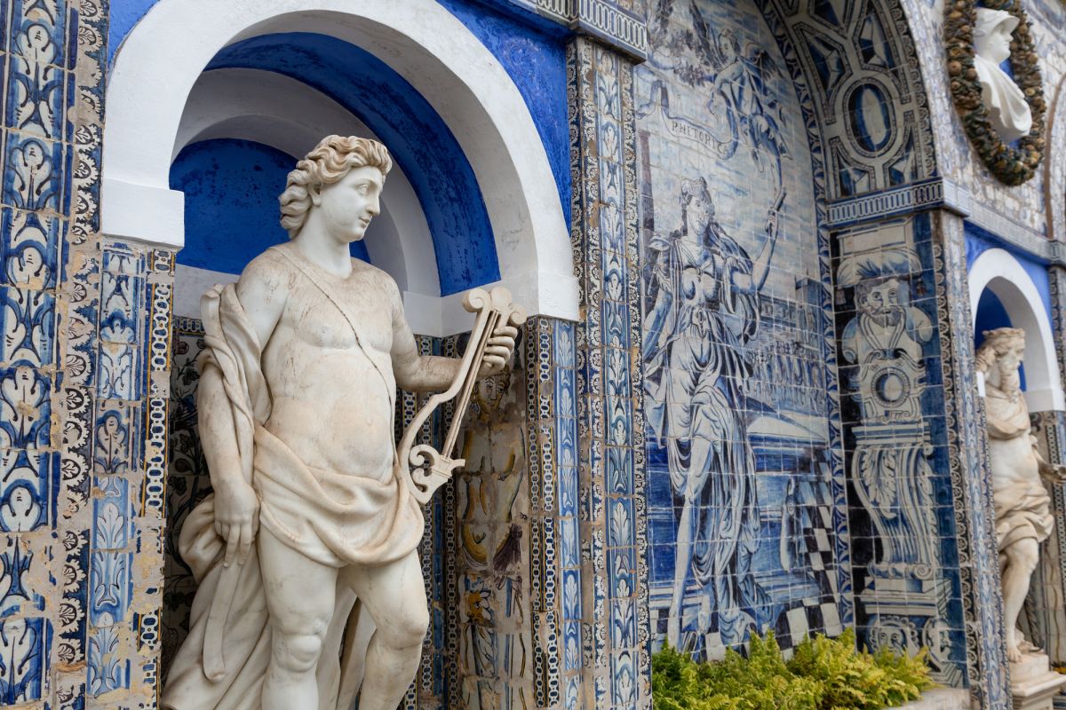 Дворец маркизов Фронтейра