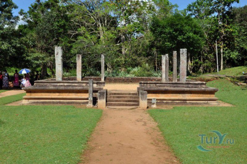 Дворец Махасена