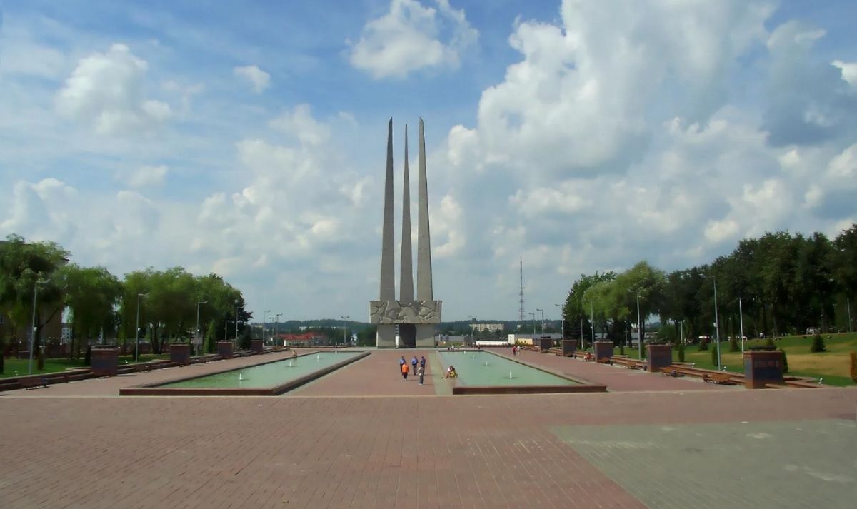 Мемориальный Комплекс Три Штыка