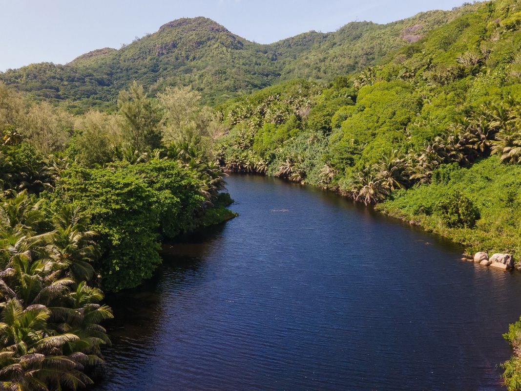 Пляж Гранд Полис