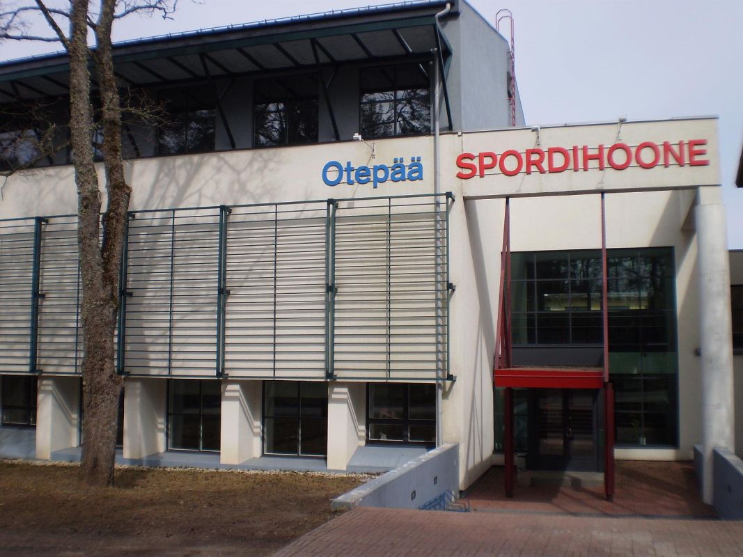 Спортивное здание Отепяэ