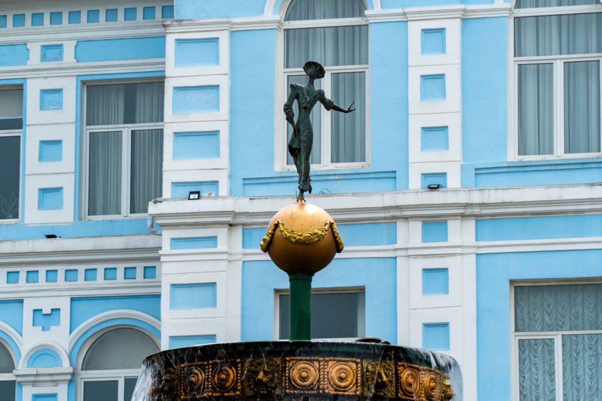 Университетский фонтан Батуми