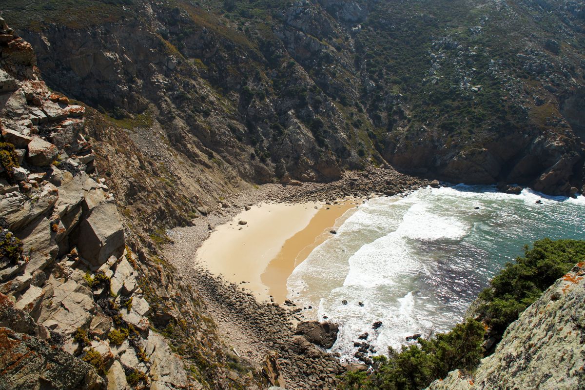 Пляж Ассентиш (Praia de Assentiz)