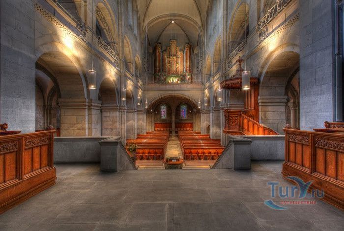 Собор Гроссмюнстер в Цюрихе