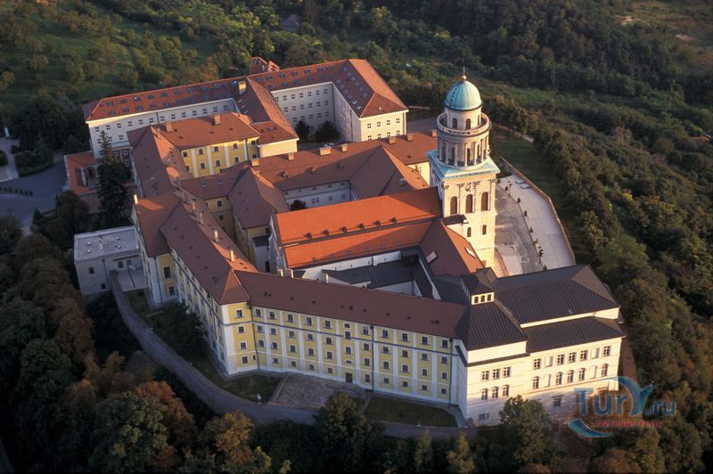 Аббатство Паннонхалма