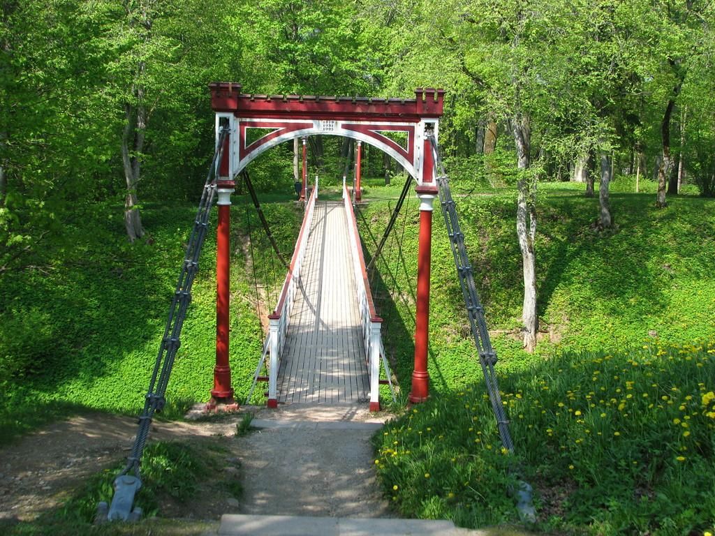 Viljandi rippsild (Висячий мост города Вильянди)