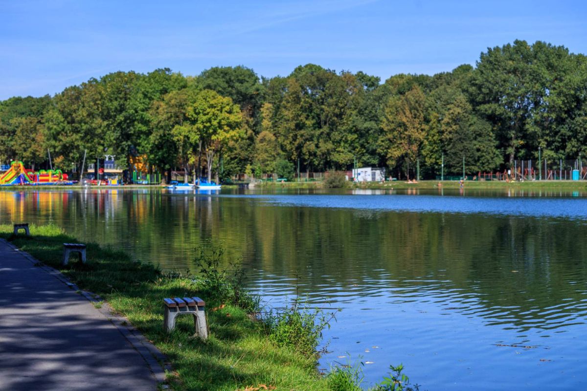 Новохутский залив