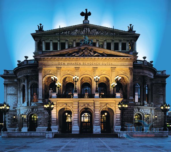 Старая опера во Франкфурте-на-Майне