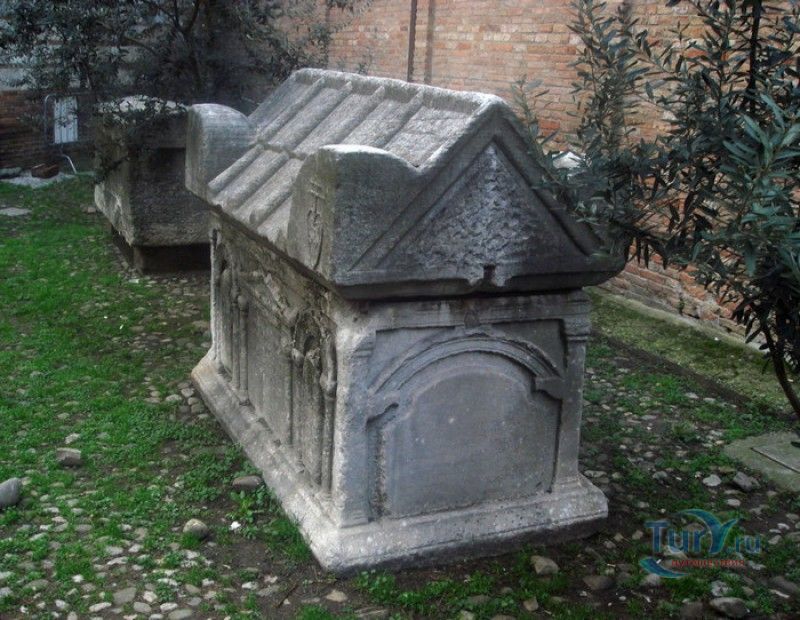 Базилика Санто-Стефано