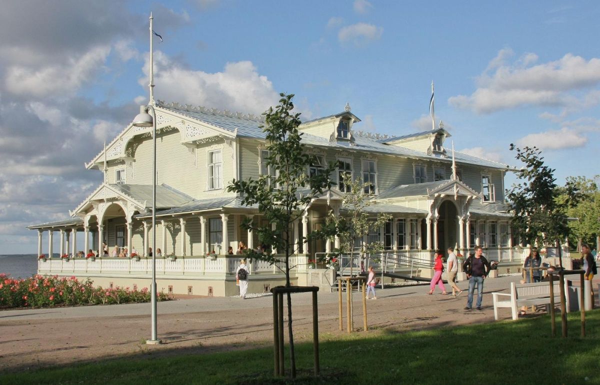 Летний ресторан Курзала в Хаапсалу