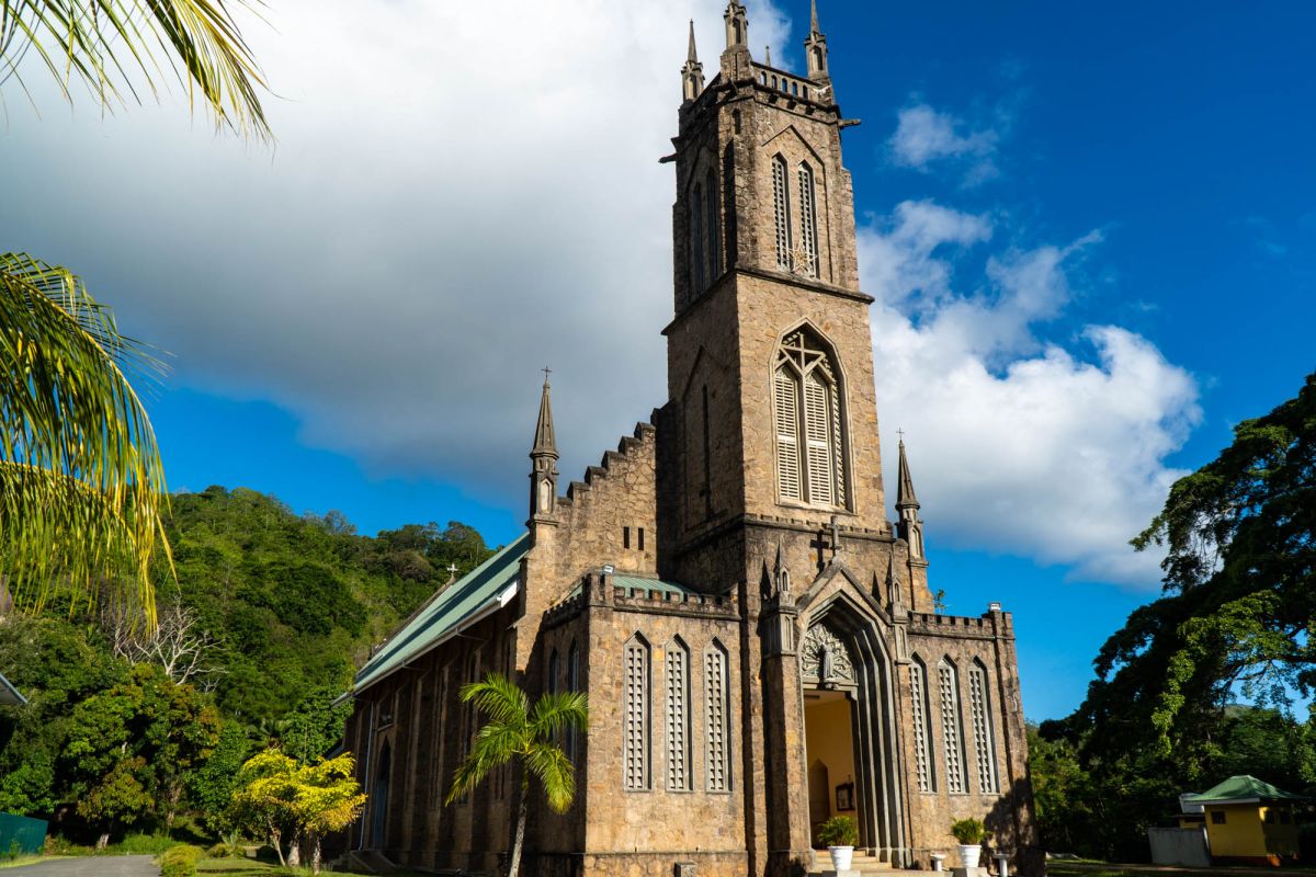 Церковь Святого Франциска Ассизского, Бэ-Лазар