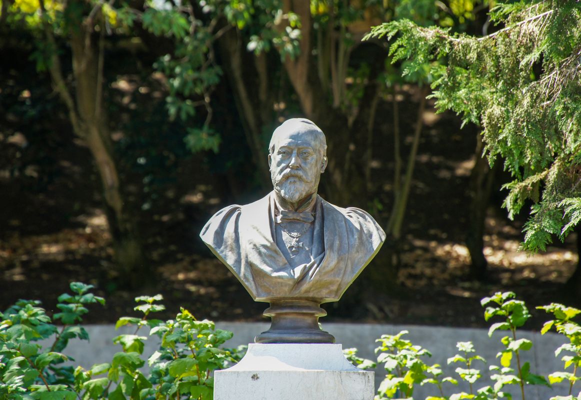 Парк Эдварда VII и Эстуфа Фриа 