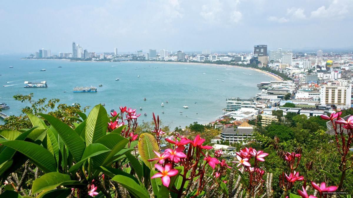 Холм Кхао Пратамнак в Паттайе