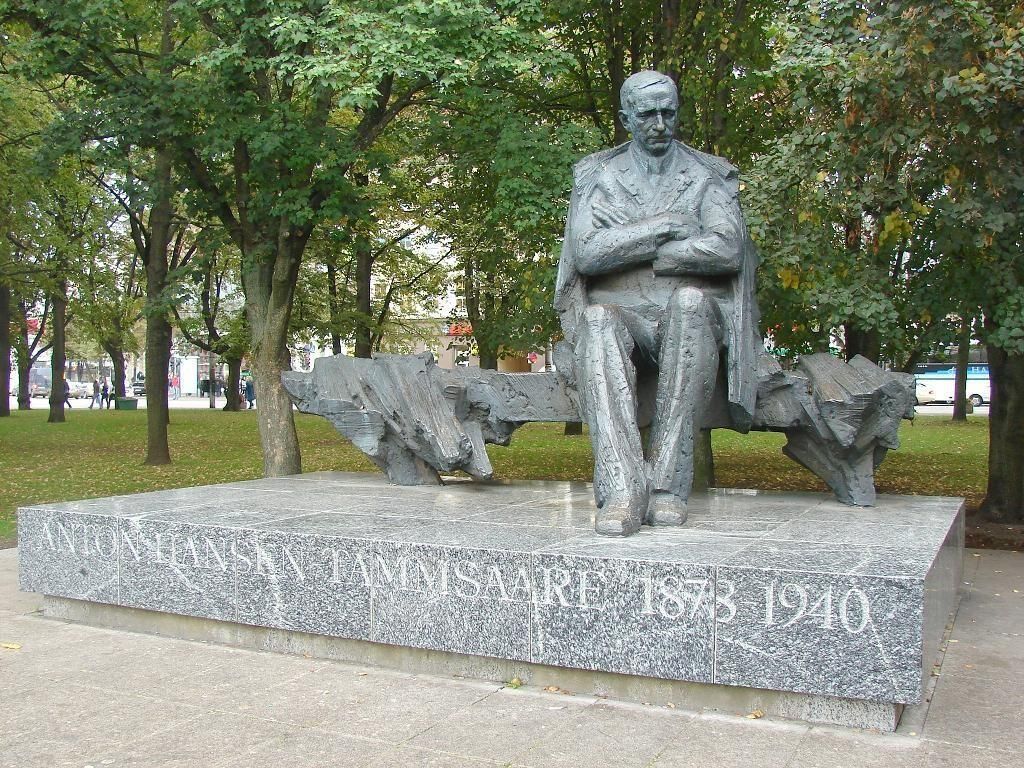 Памятник А. Х. Таммсааре