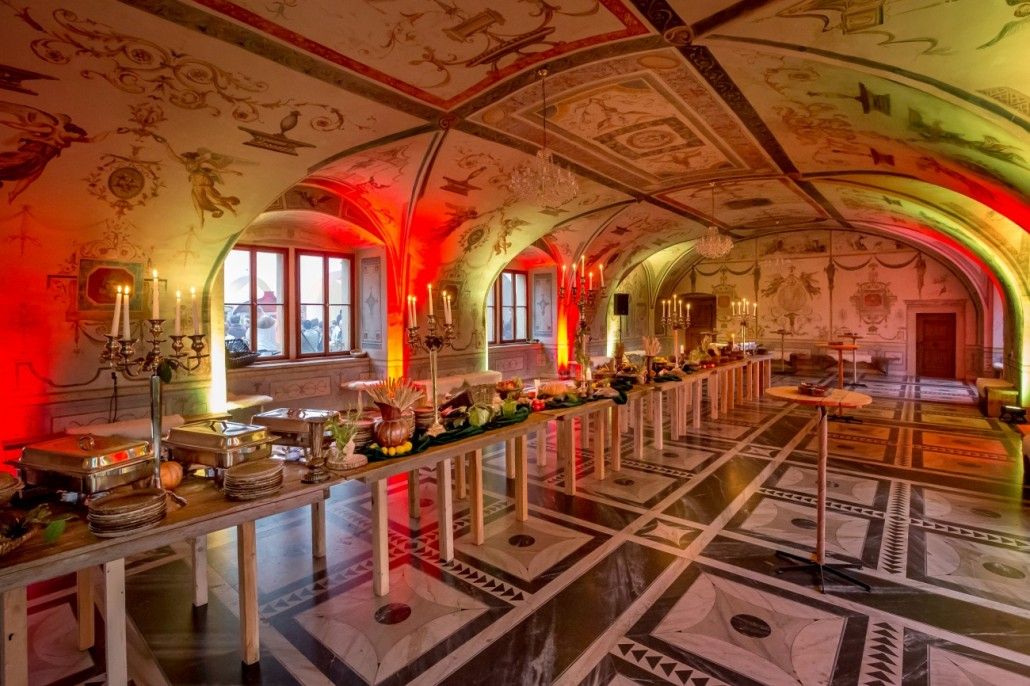 Мартиницкий дворец