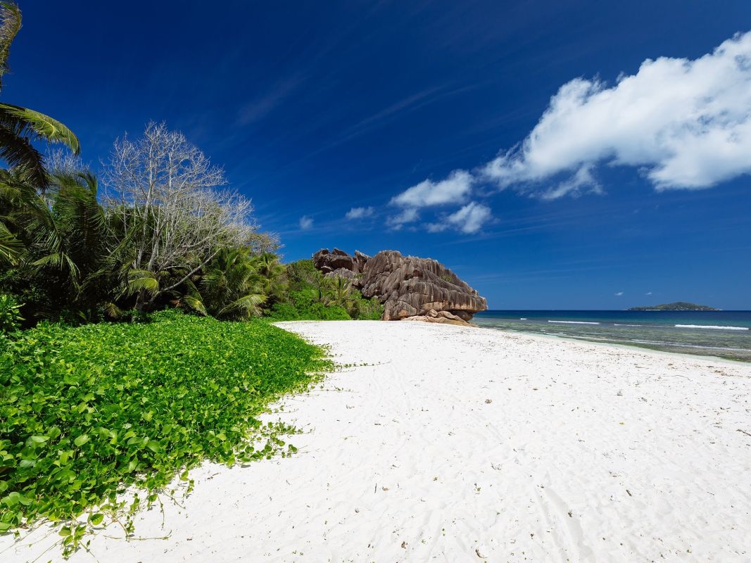 Пляж Анс Гросс Рош