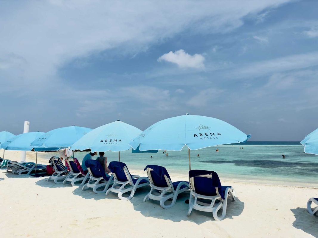 Пляж Арена Маафуши