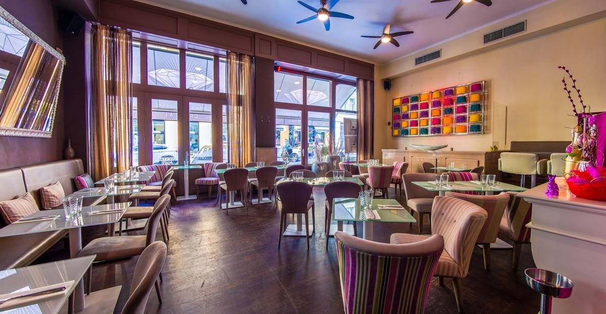 Crystal Bar & Restaurant