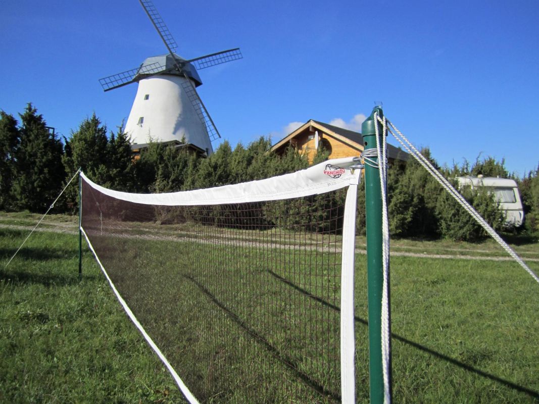 Мельница Пивароотси - спортивные площадки