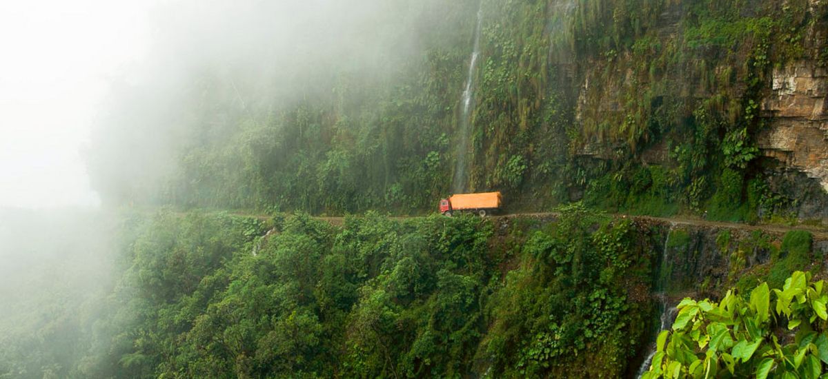 Дорога смерти в Боливии (Дорога Лос-Юнгас)
