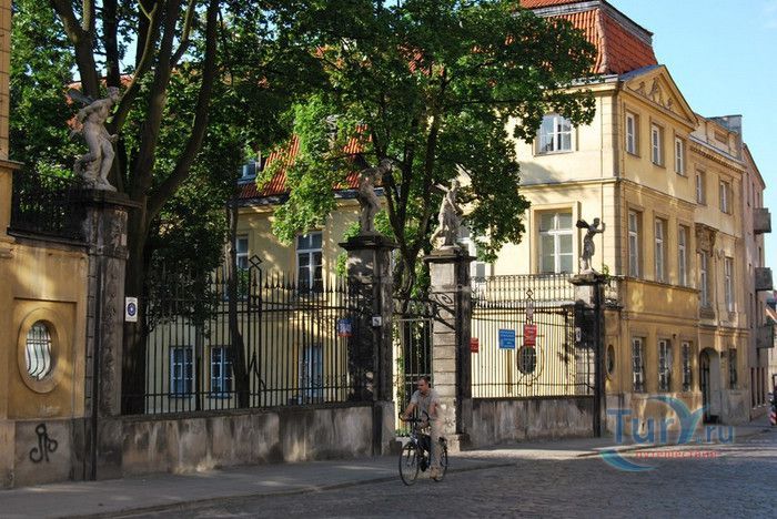 Дворец Теппера-Дюкерта (Дворец Четырёх Ветров)