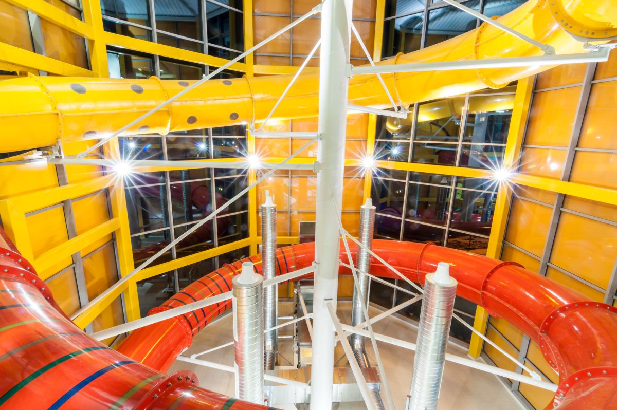 Отель Aquacentrum Šutka