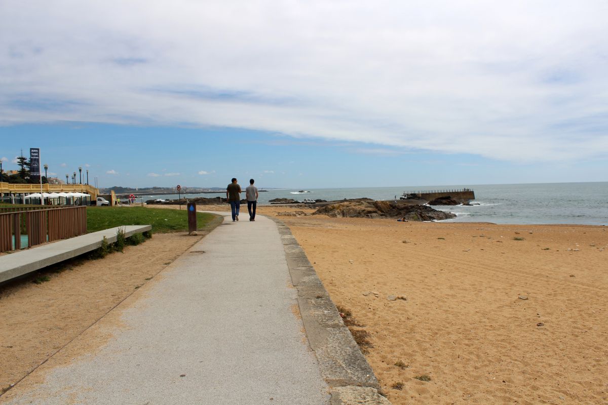 Пляж Омен-ду-Леме