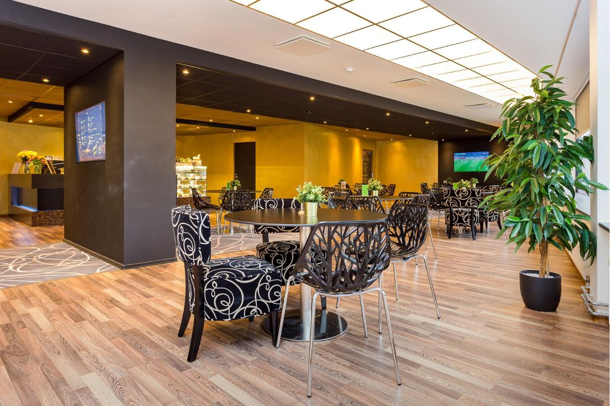 Ресторан и кафе Dzingel