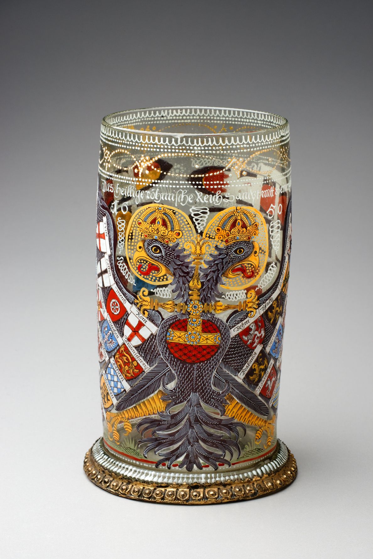 Выставка ИСКУССТВО, ЖИЗНЬ в музее декоративно-прикладного искусства