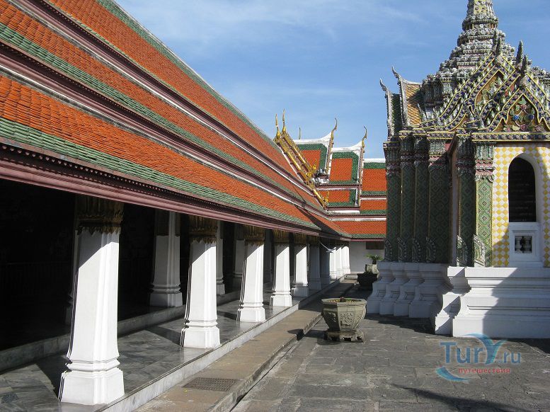 Ват Пхо (Храм Будды, Ожидающего Достижения Нирваны)