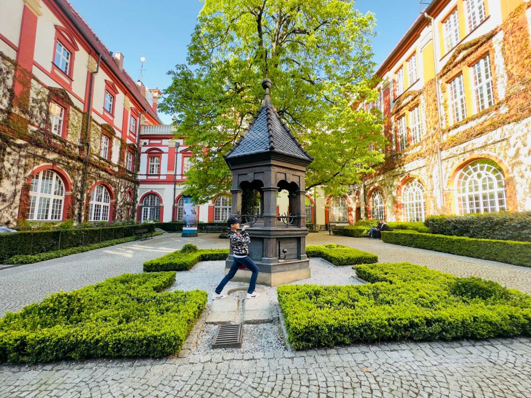 Внутренний двор Оссолениума