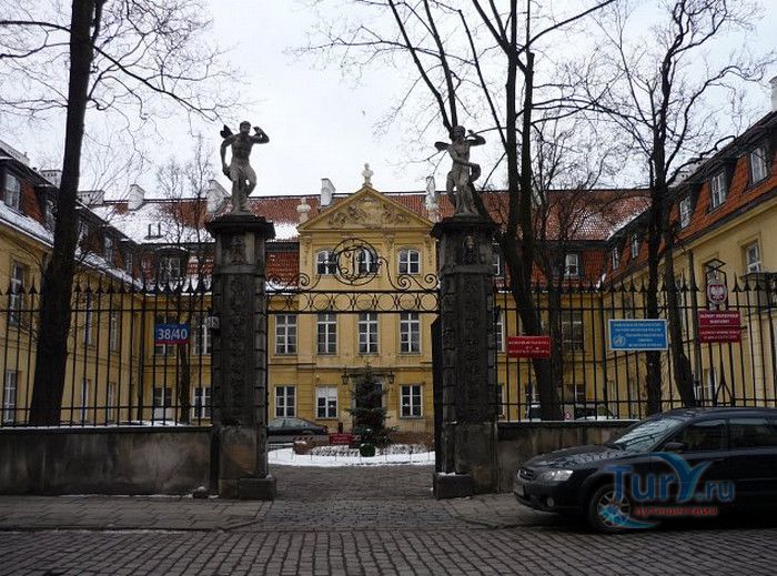 Дворец Теппера-Дюкерта (Дворец Четырёх Ветров)